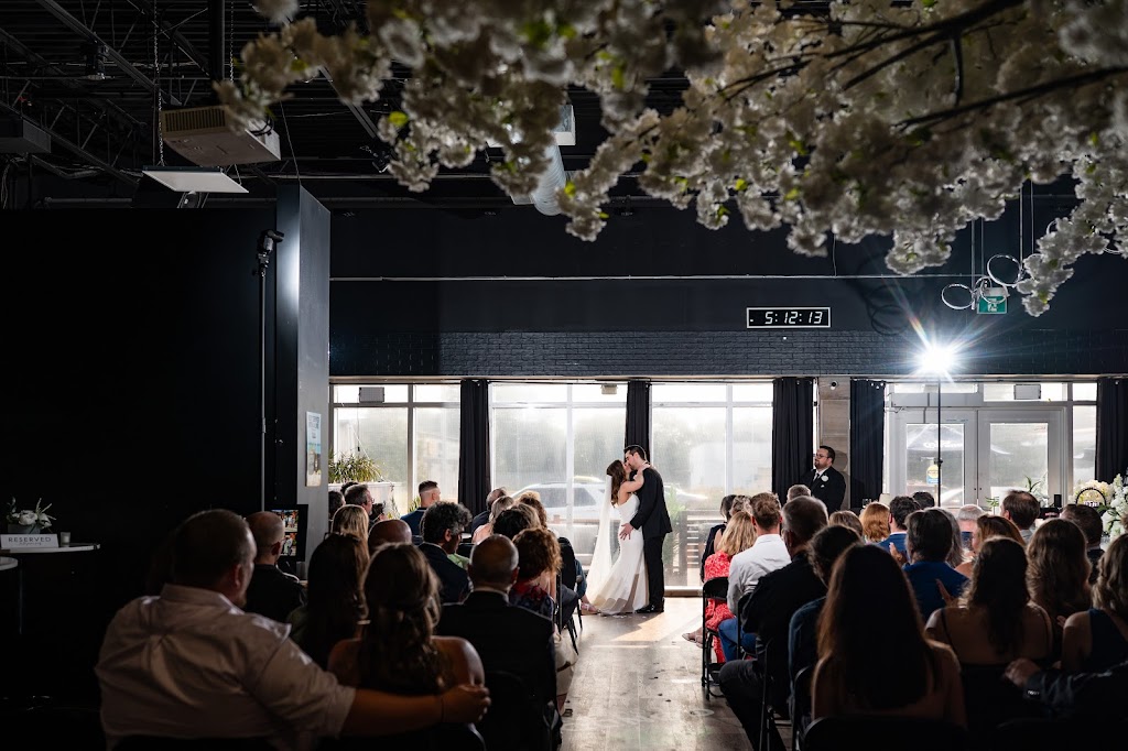 Condor Lounge & Condor Golf Bar - review