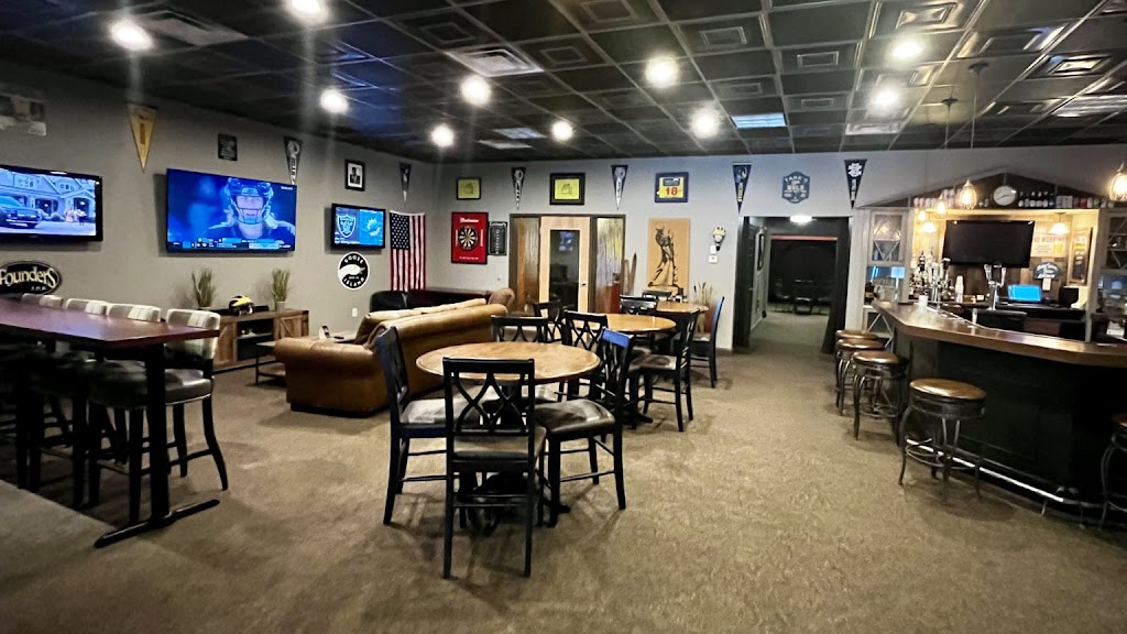 Tarks Indoor Golf - featured