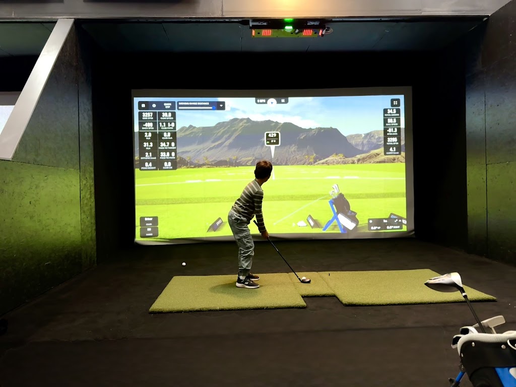 COR-Golf Cafe and Lounge - review