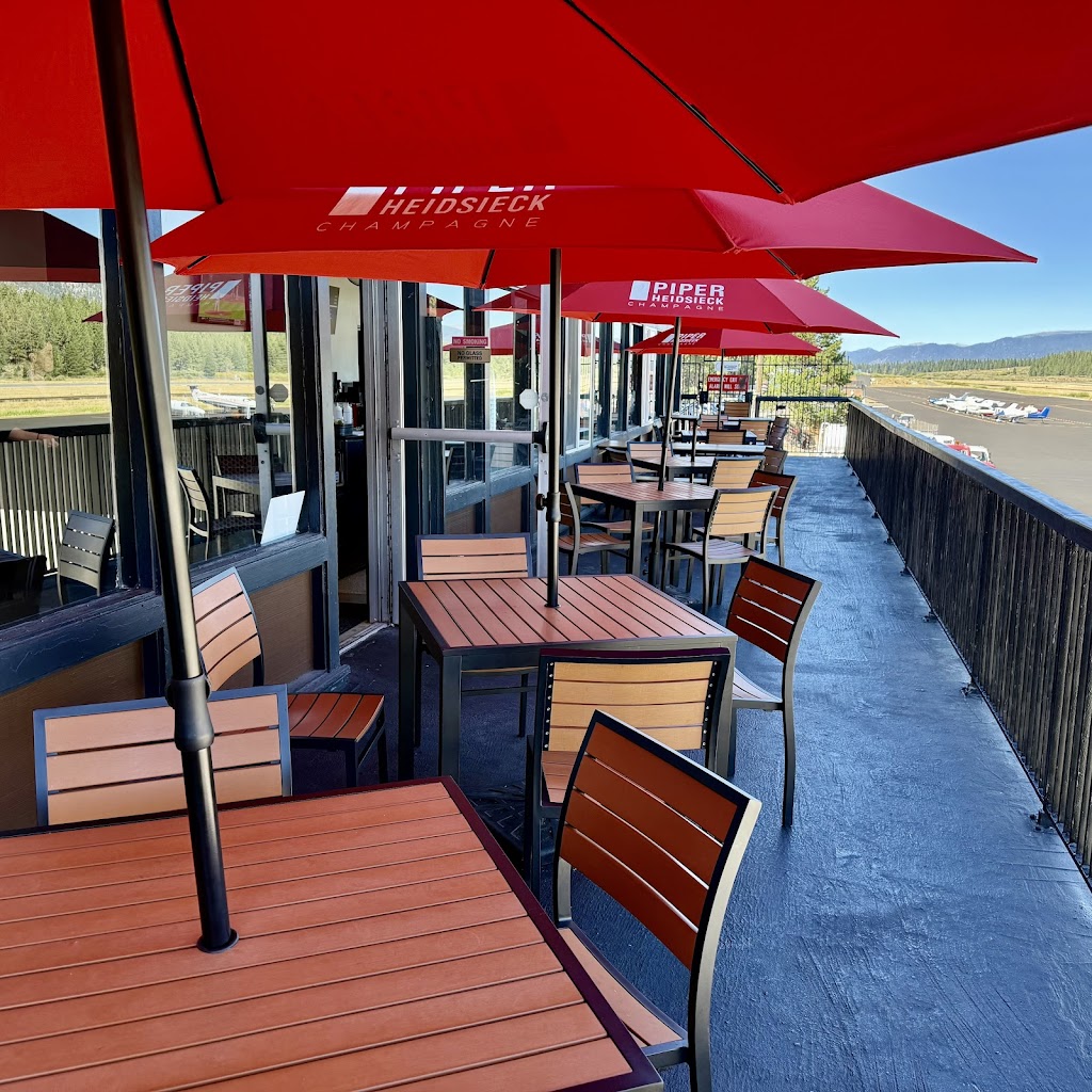 Flight Deck Grill & Golf Club - gallery