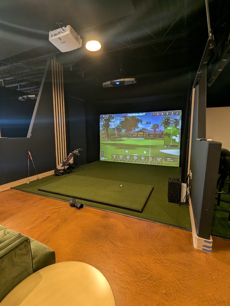 Scratch Golf and Lounge - gallery