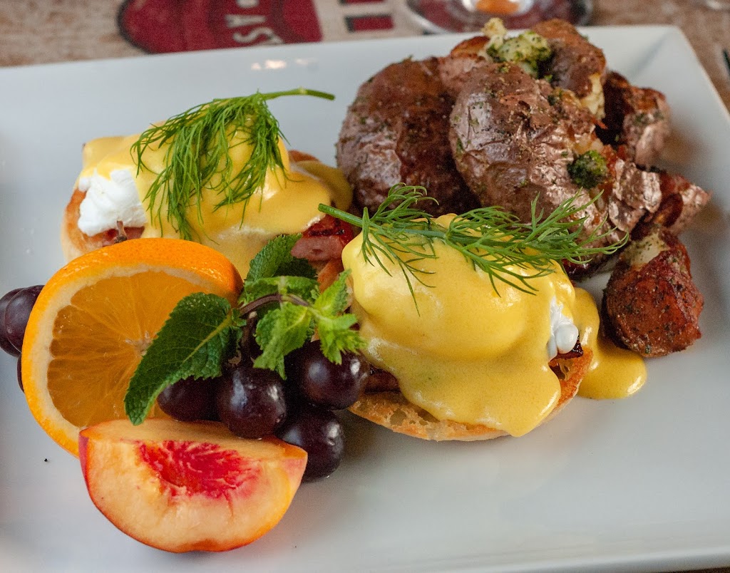 Mulligans Golf Bar - gallery