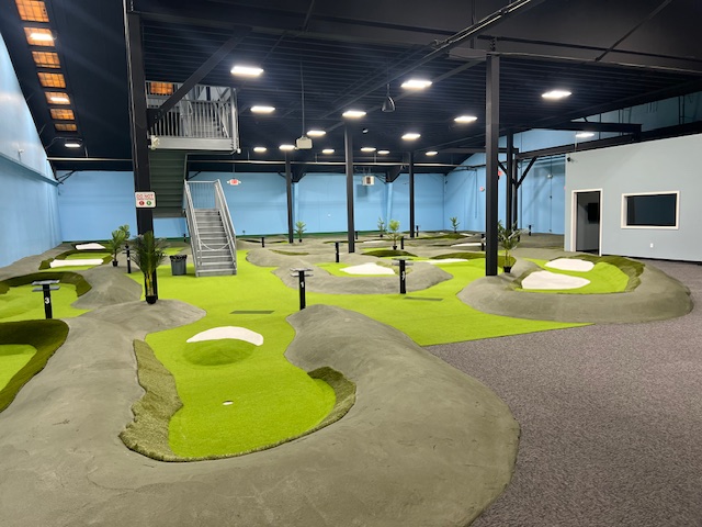 Birdies Mini Golf & Simulators - featured