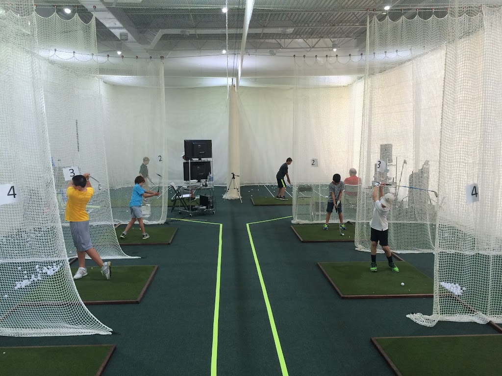GolfSmart - Indoor Golf Training and Practice Facility - featured