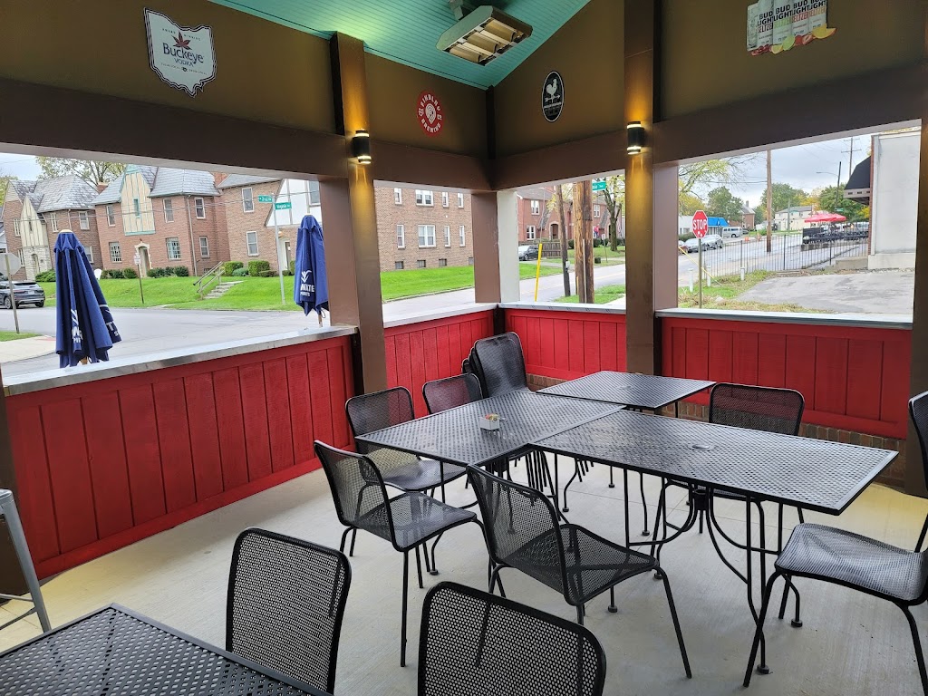 Caddy's Delight Virtual Golf Lounge - featured