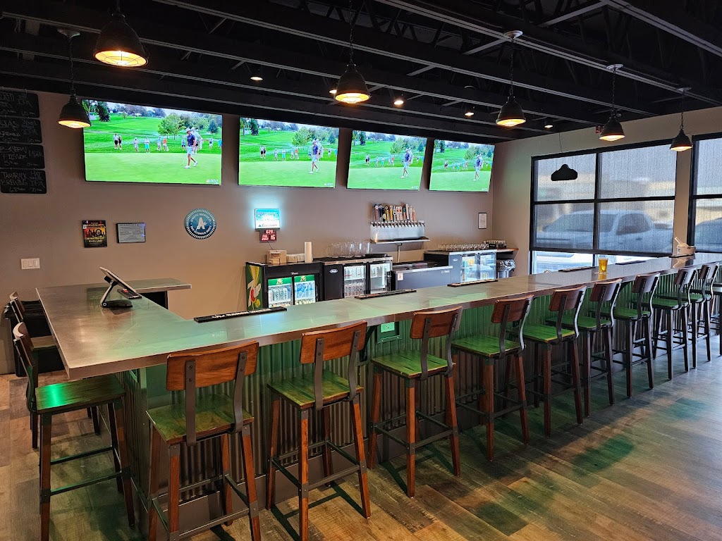 The Clubhouse Lounge - featured