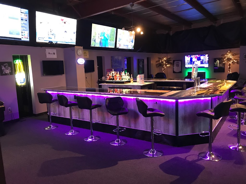 Wisconsin Indoor Golf Center - featured