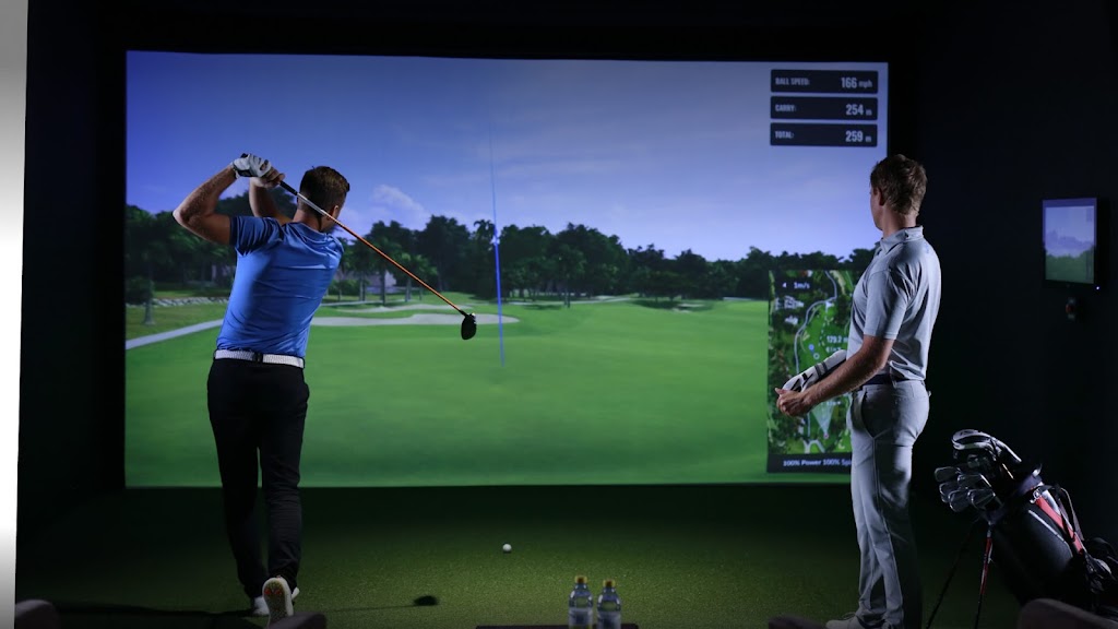 Phoenix Golf Lounge - featured