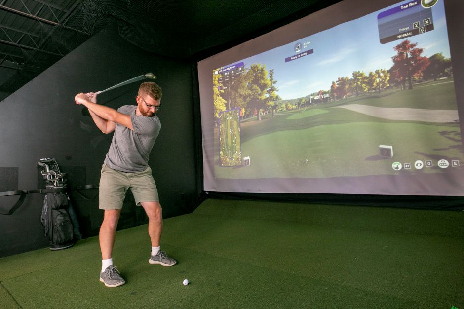 Happy's Indoor Golf - featured