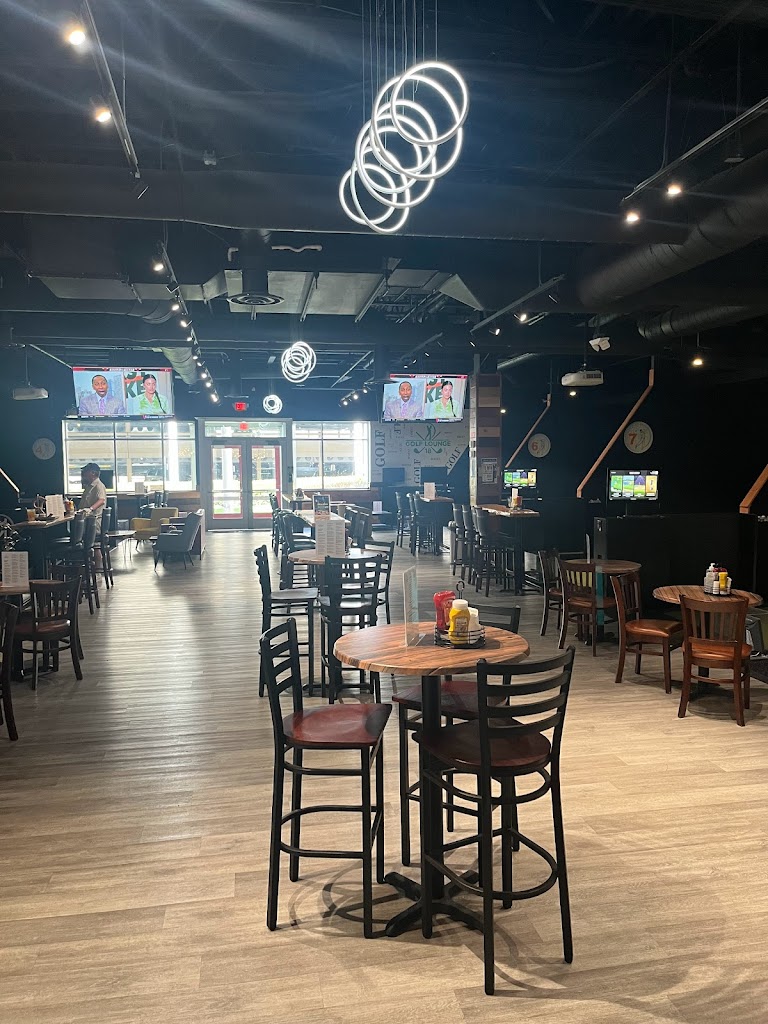 Golf Lounge 18 - featured