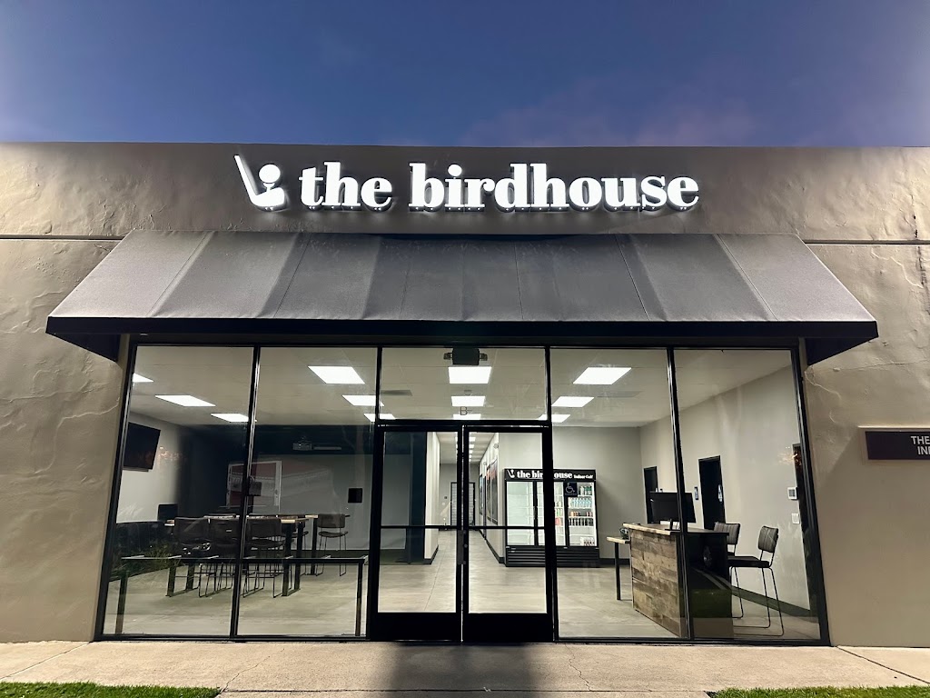 The Birdhouse Indoor Golf - gallery