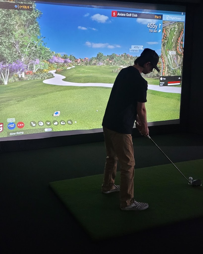 The Swing - Indoor Golf Club - gallery