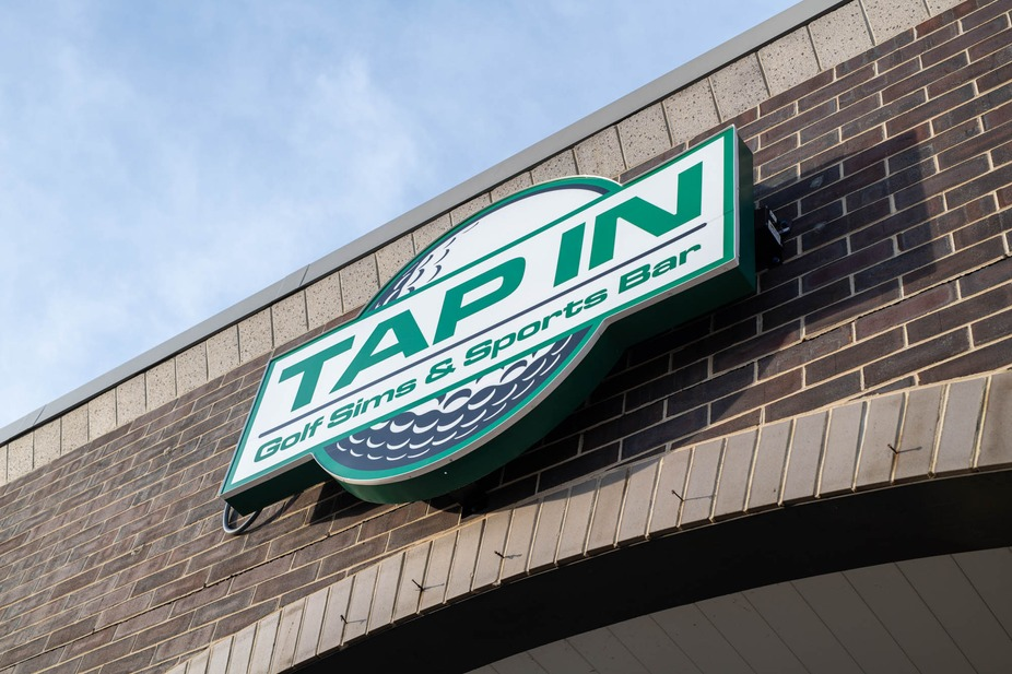 Tap In Golf Bar Sussex Indoor Golf Simulators - gallery