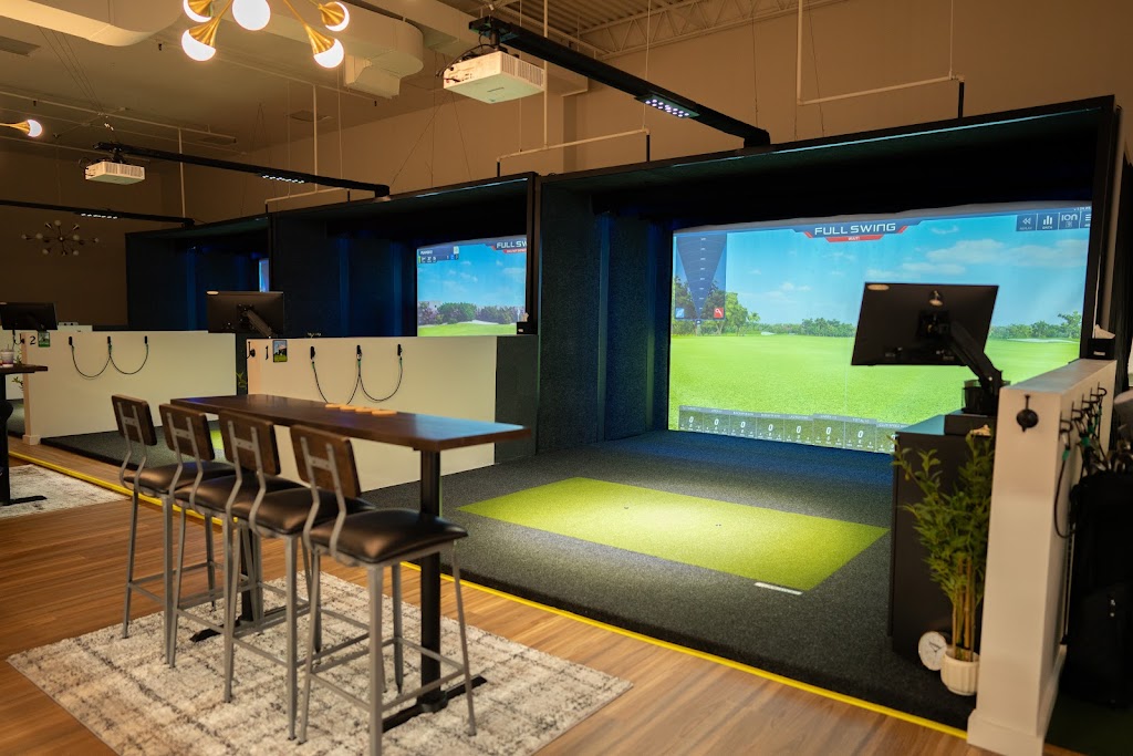 Lucky Swingz Indoor Golf - gallery