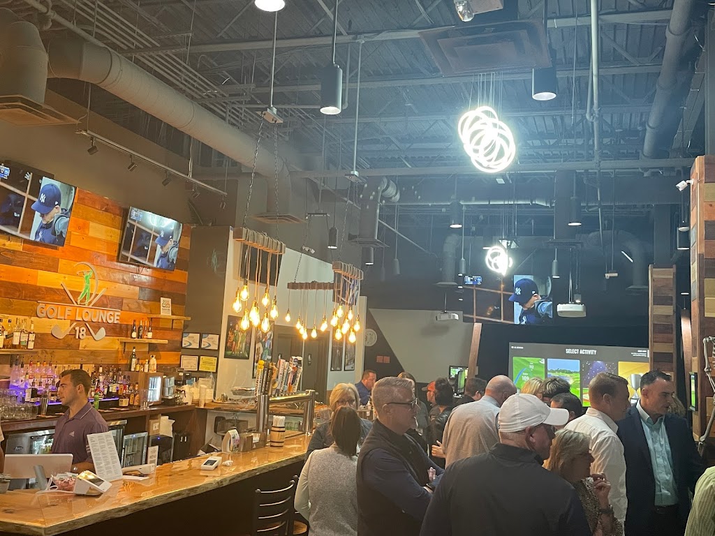 Golf Lounge 18 - gallery