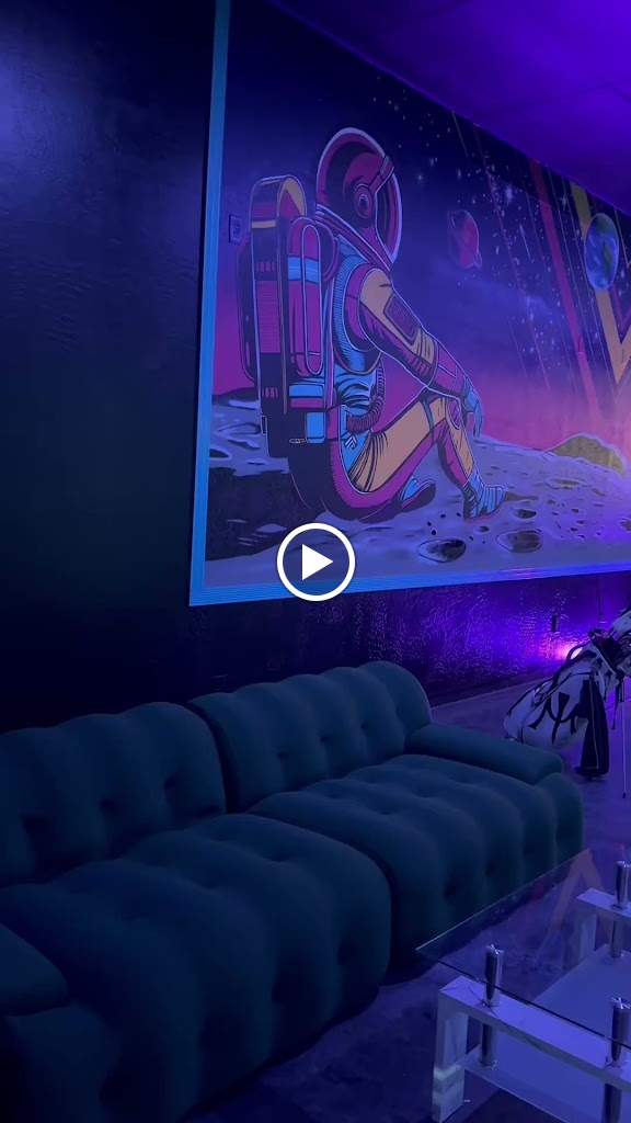 2 Birdies 1 Lounge Indoor Golf - gallery