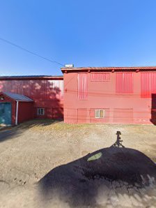 Tee Up Taproom golf simulators and bar - gallery