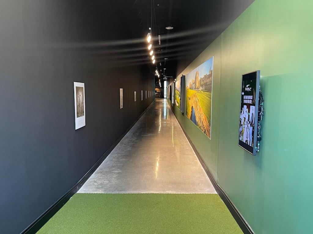 X-Golf Commack - gallery