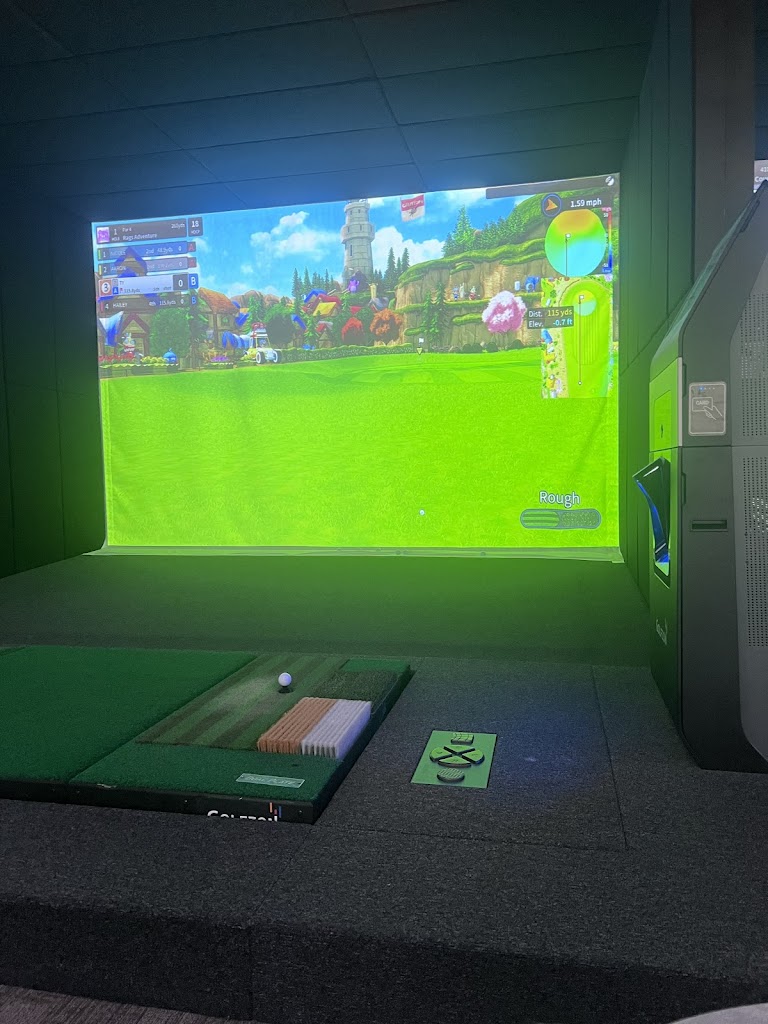 Lighthouse Sip & Swing - Golf Simulators - review