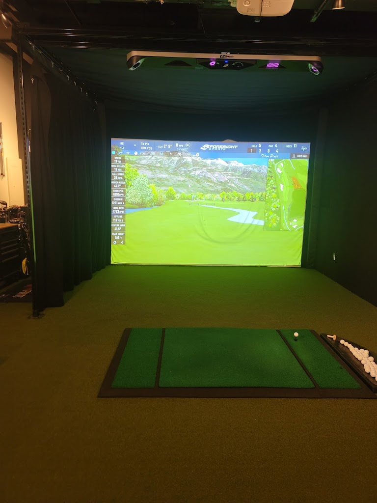 The Golf Sim Powered by Roger Dunn Golf Hawaii - review