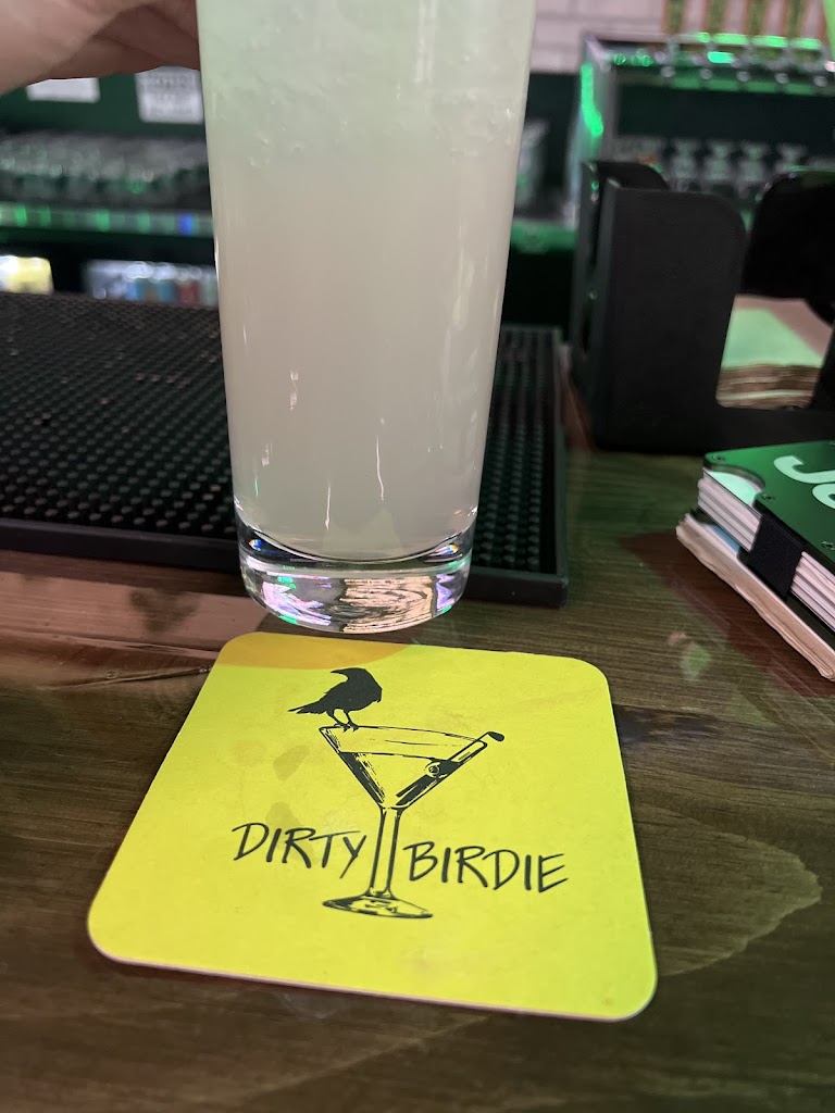 Dirty Birdie Lounge & Golf Bar - review