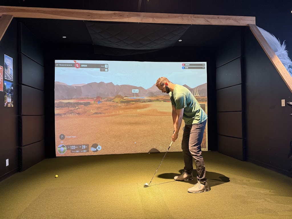 Top Shot Golf - Largest Private Bays in Canada - review