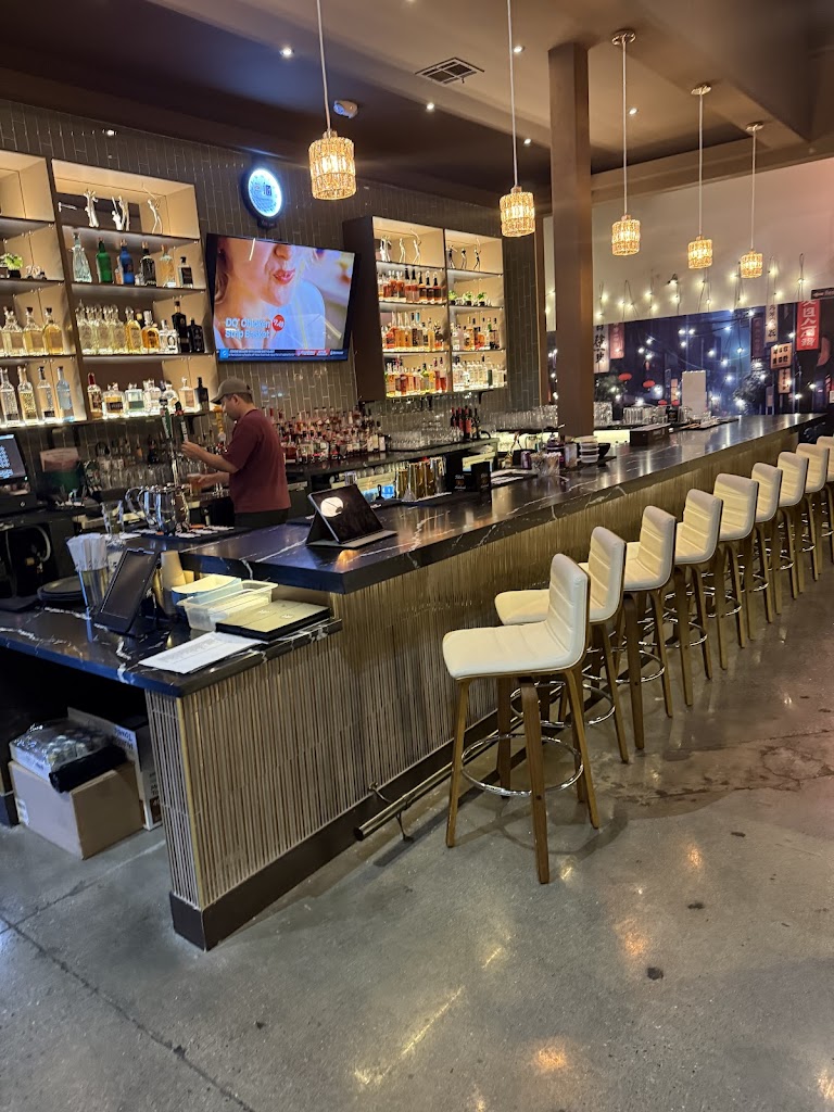 Nice Shot Golf Lounge & Bar - review