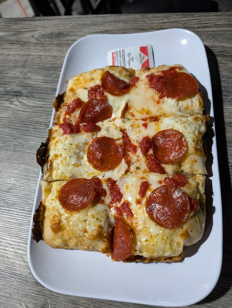 Pockets & Putters - review