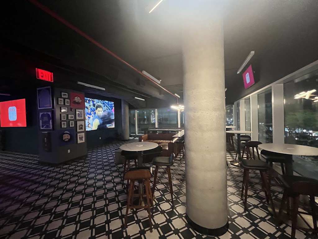 Five Iron Golf - review