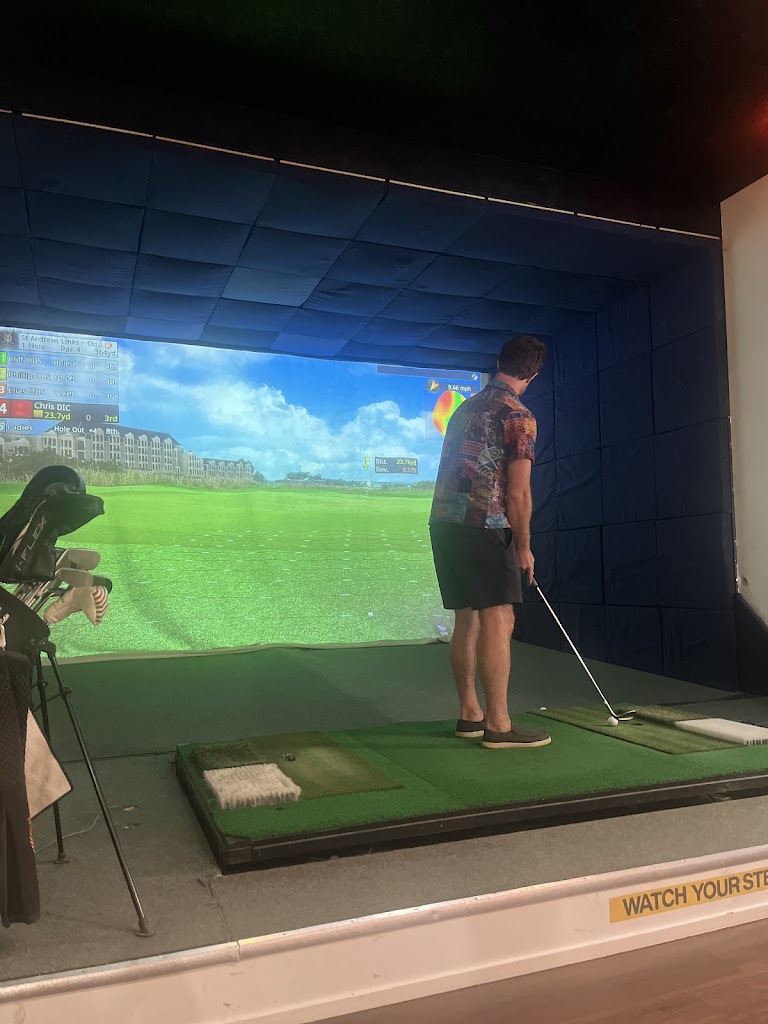 Pipestone Indoor Country Club - review