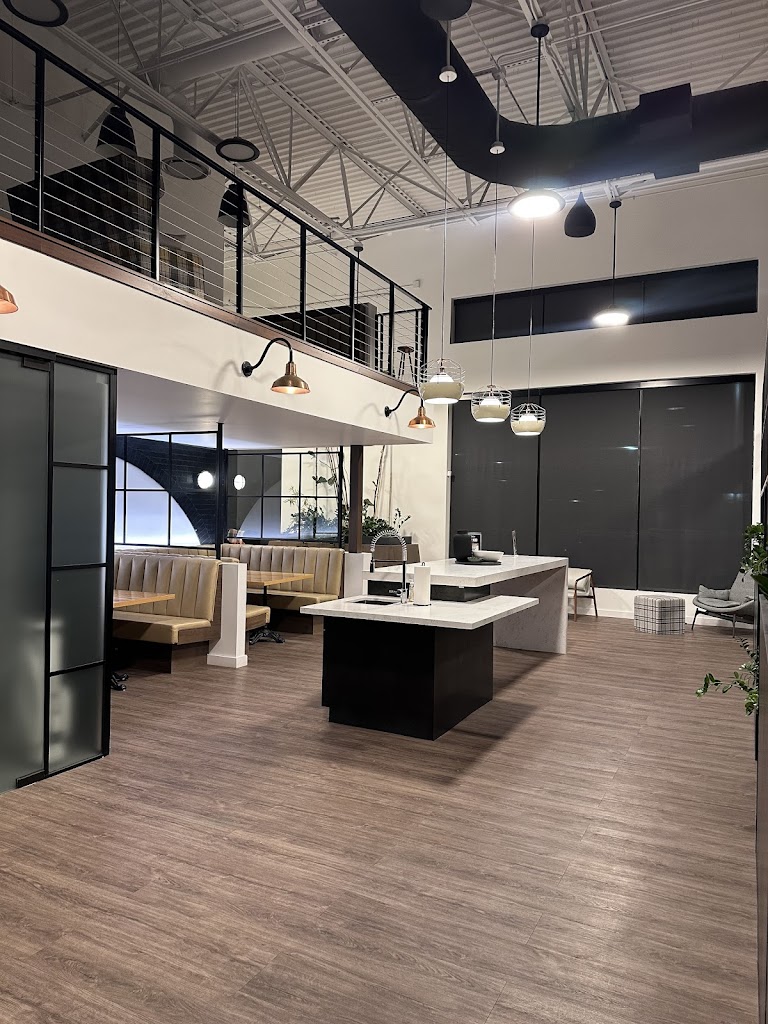 Tee Box Centerville - review