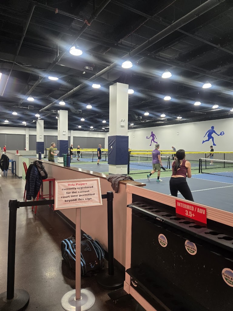 Pickle N Par Club (Melville) - review