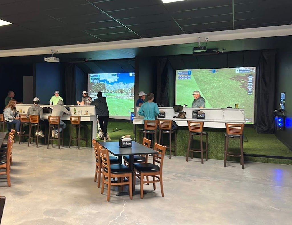 Mulligans Indoor Golf - review