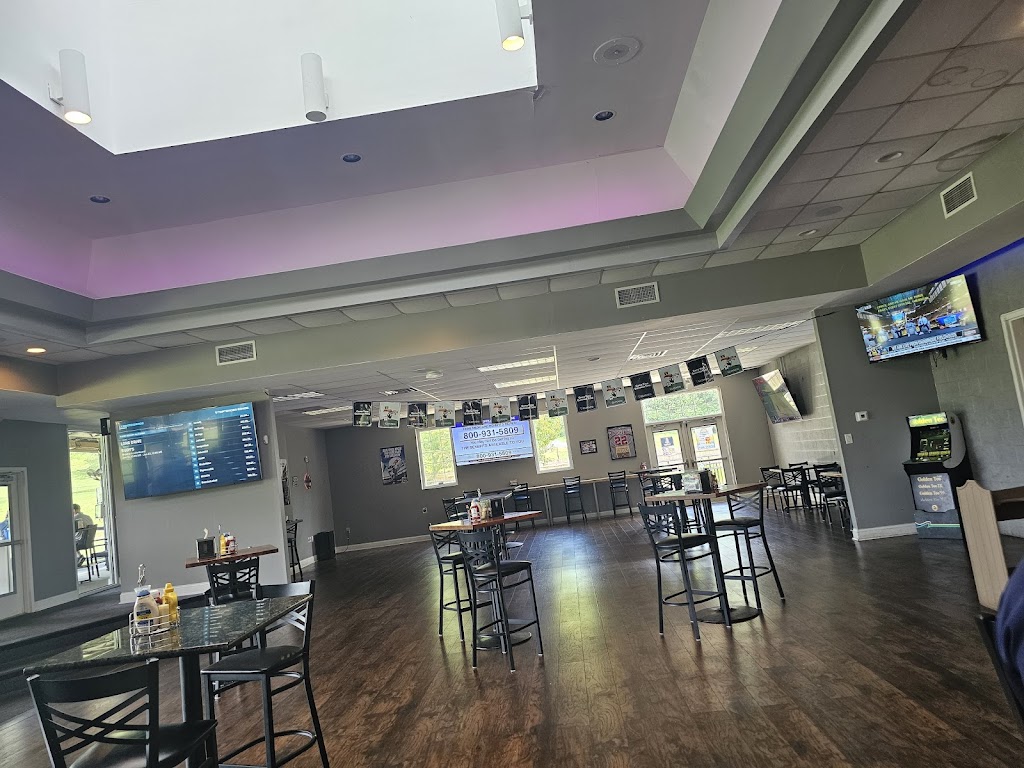 Rudy's Golf and Sports Bar - review