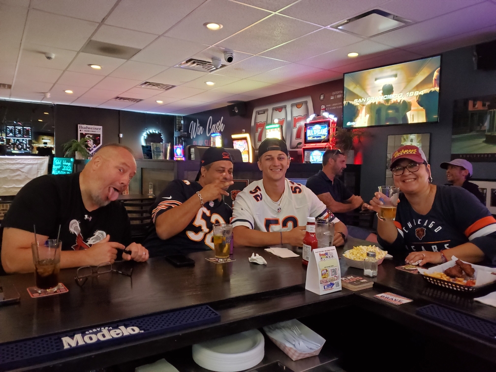 Sam's Bar & Gaming (+Golf) - review