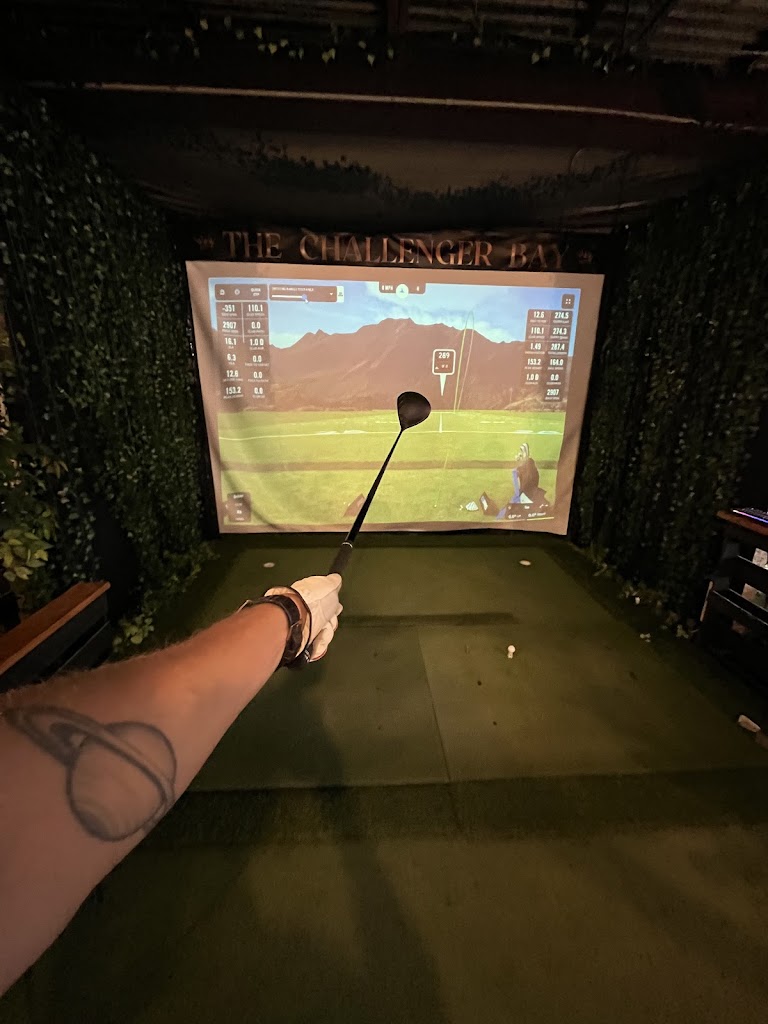 Challenger Bay Indoor Golf & Sports Bar - review