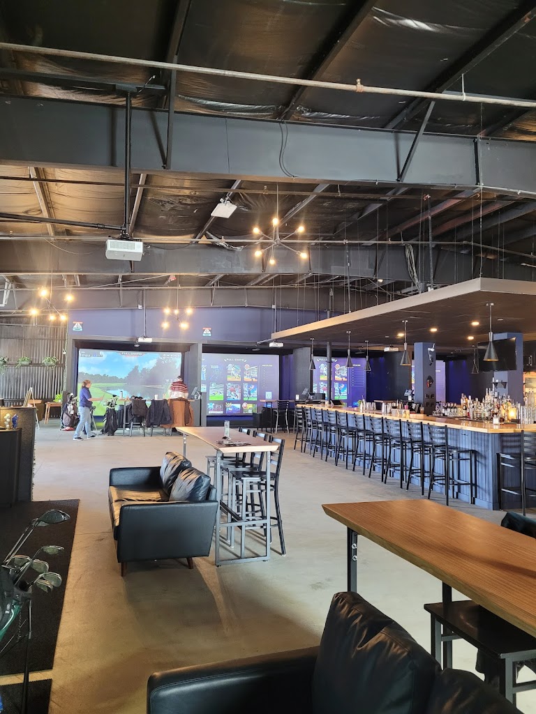 Back Nine Indoor Golf Lounge - review