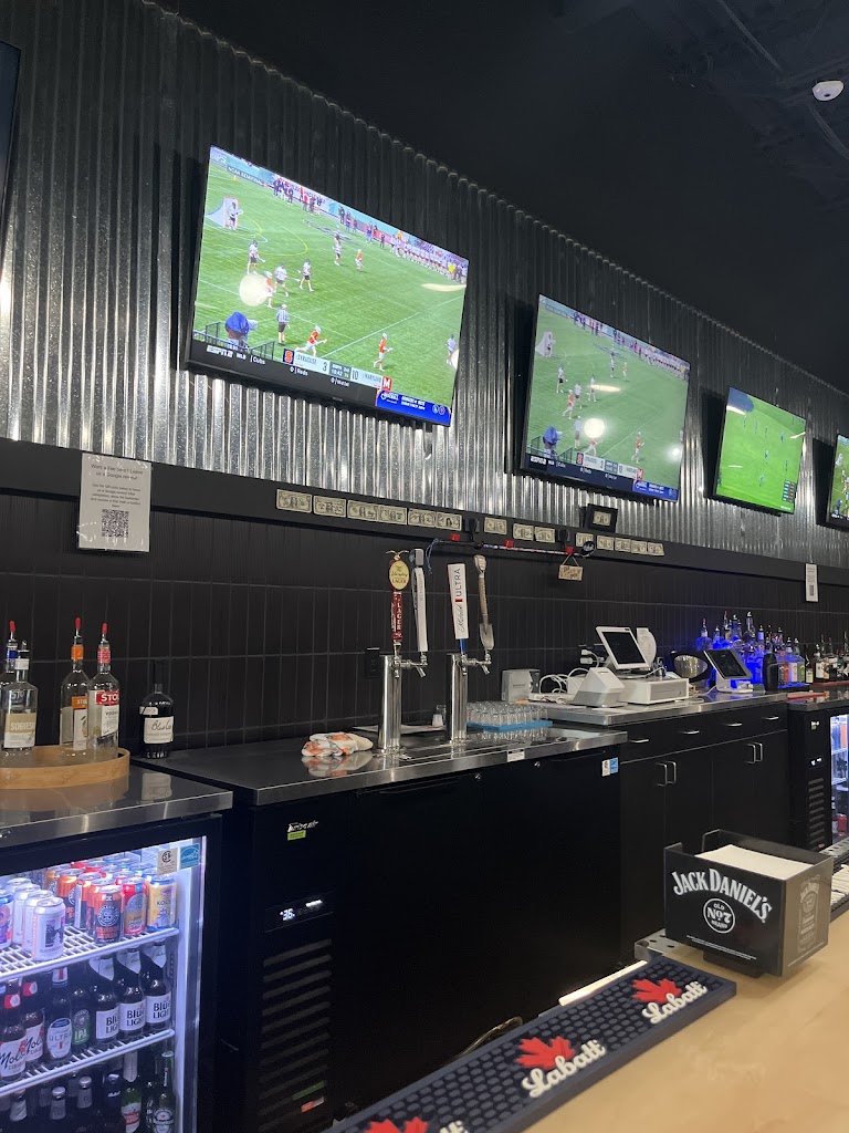 The Drop Zone | Golf Simulators and Sports Bar - review