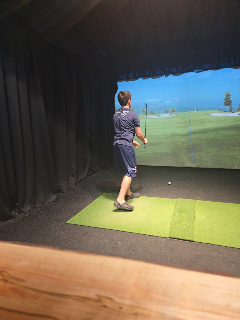 Divots Indoor Golf - review