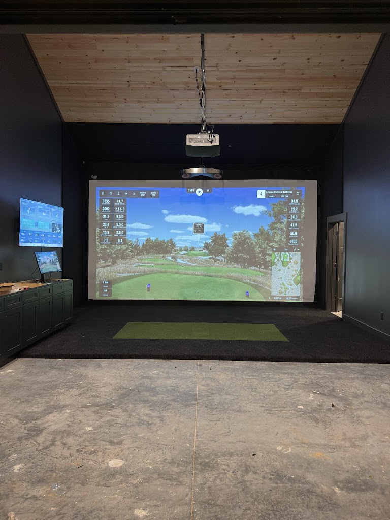 Indoor Golf Launch - review