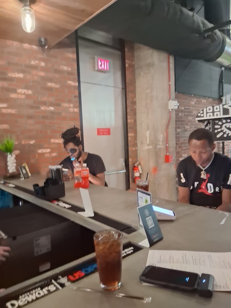 Five Iron Golf - review