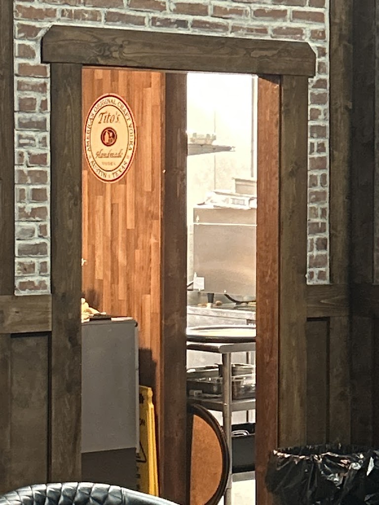 Nine Iron Golf / Sports restaurant & lounge - review