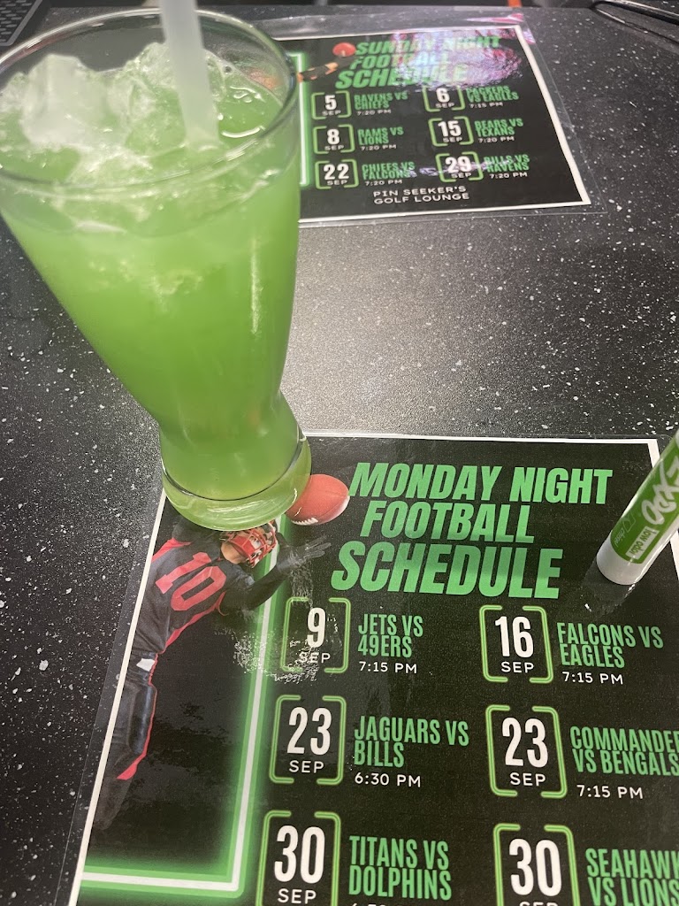 Pin Seeker's Golf Lounge - review