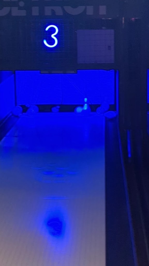 Five Iron Golf - review