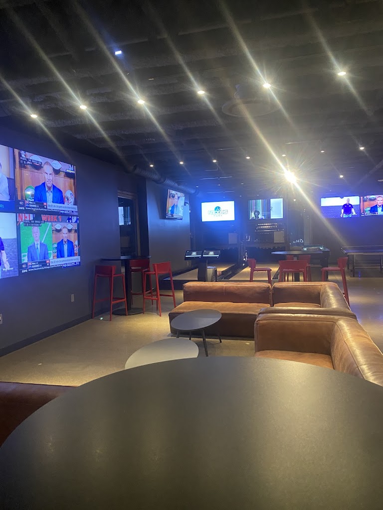 Five Iron Golf - review