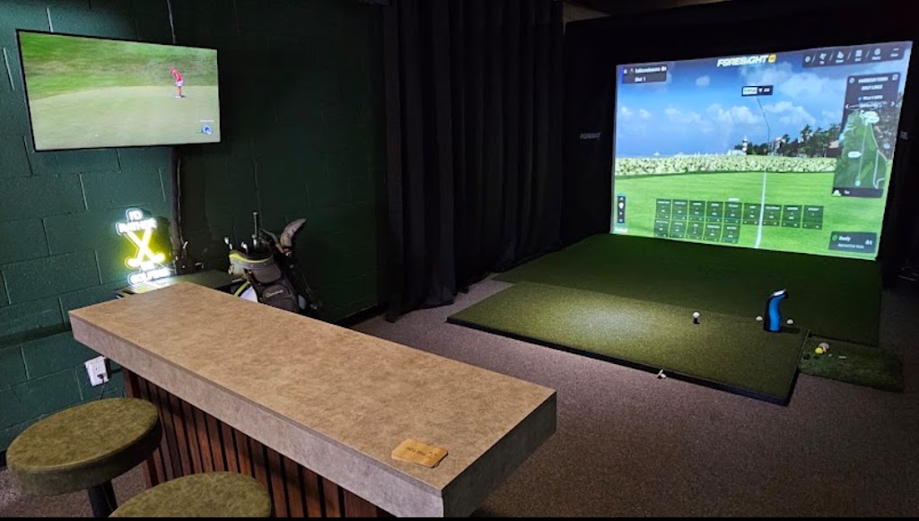 The Tips, Golf Lounge and Lessons - review