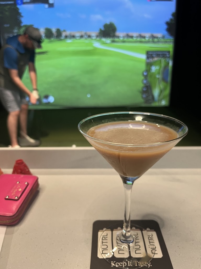 Five Iron Golf - review