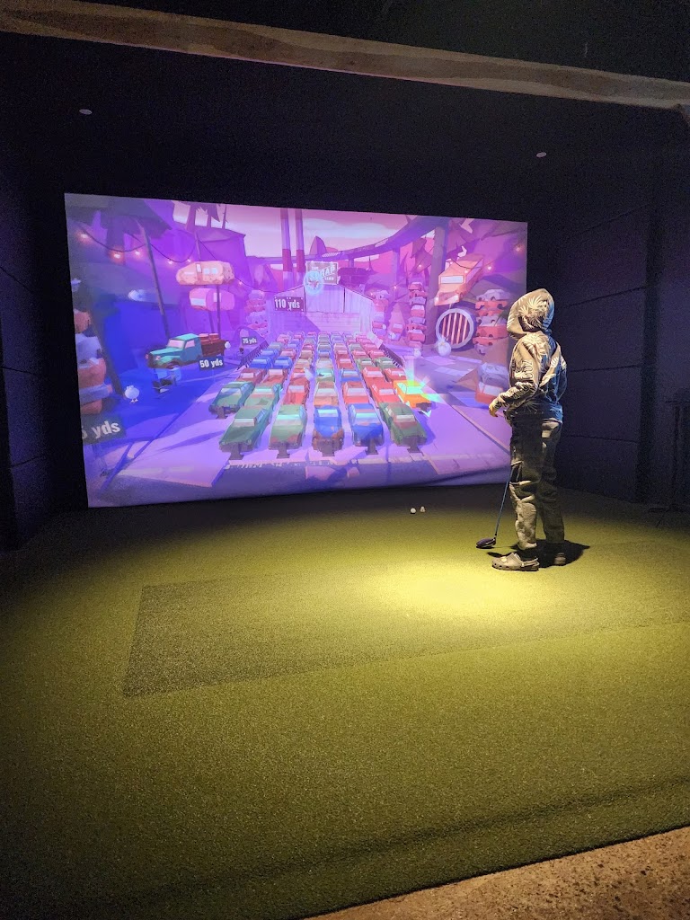 Top Shot Golf - Largest Private Bays in Canada - review