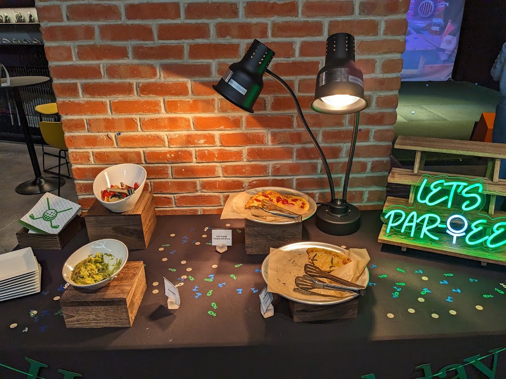 Five Iron Golf - review