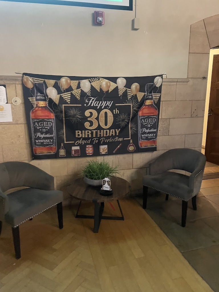 ProXimity Golf Lounge - review